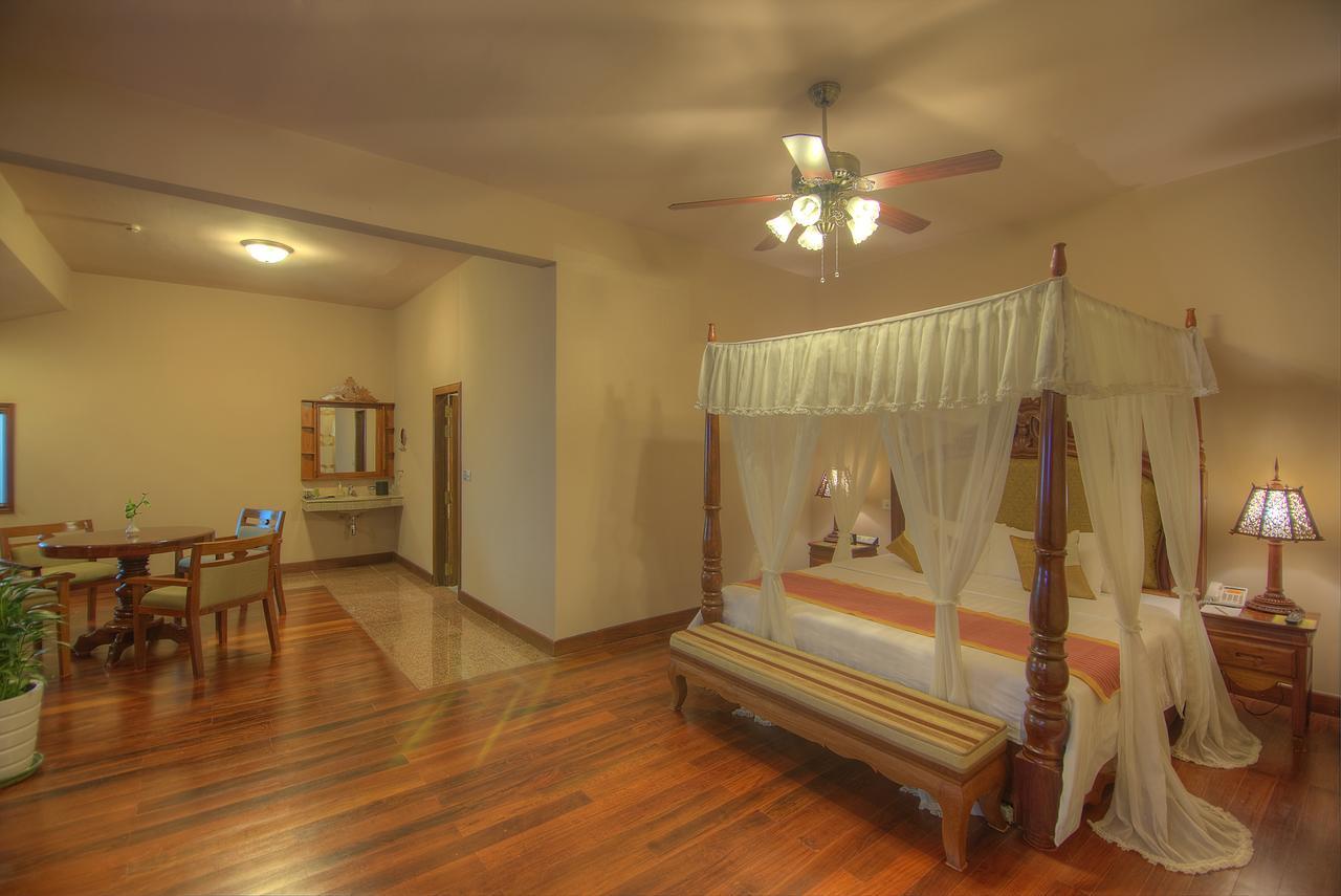 Bayon Era Hotel Siem Reap Dış mekan fotoğraf